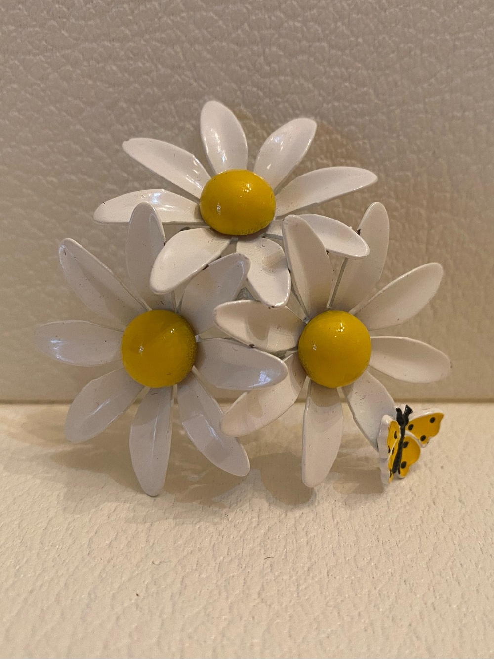 Vintage White & Yellow Daisy Cluster Brooch with Butterfly Accent